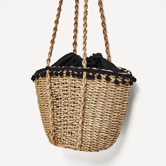 ZARA straw bag with pom poms - Picture 3 of 5